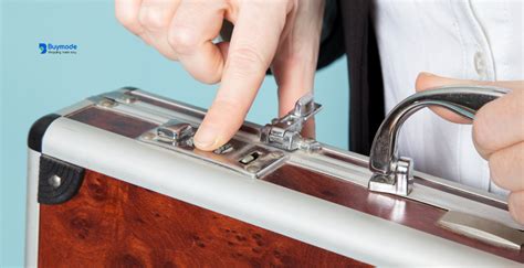 How To Open A Luggage Lock: All The Different Tricks.